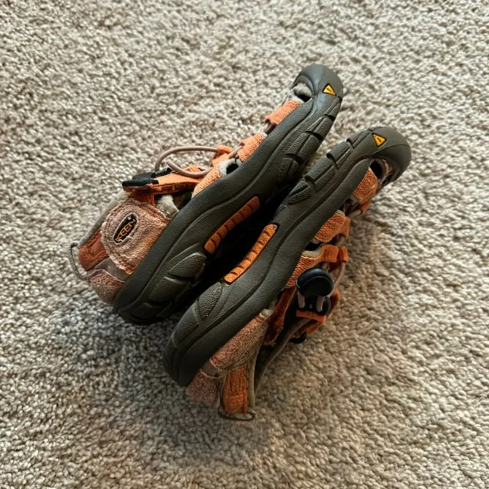 Keen Little Kids Size 12 Orange Water Shoes Outdoor Sandals Machine Washable